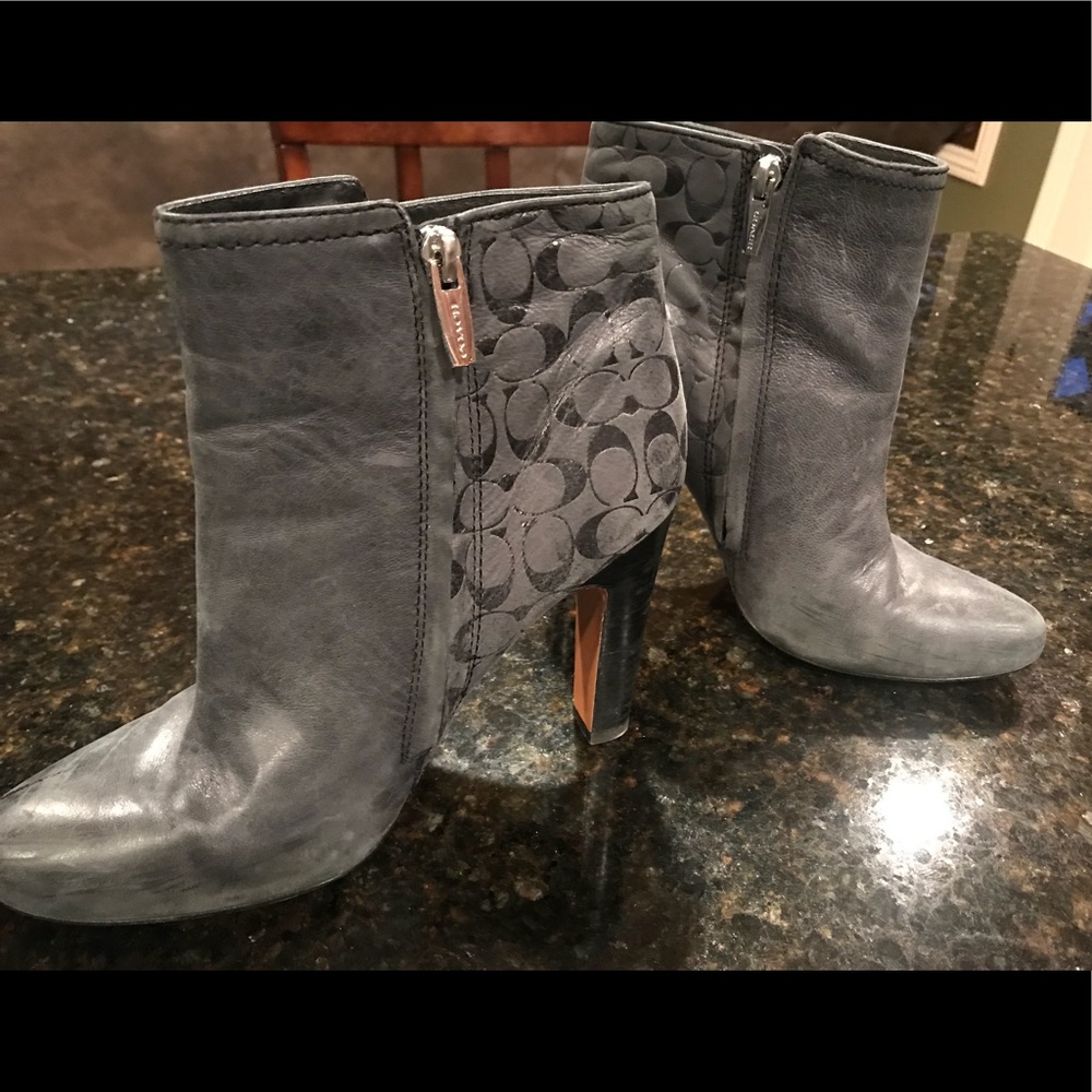 Coach Hanni short boots
